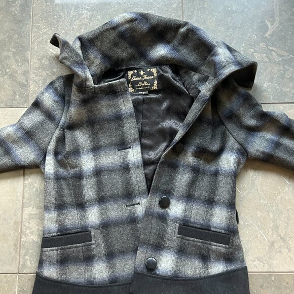 Guess Women's Jacket - Picture 4 of 5